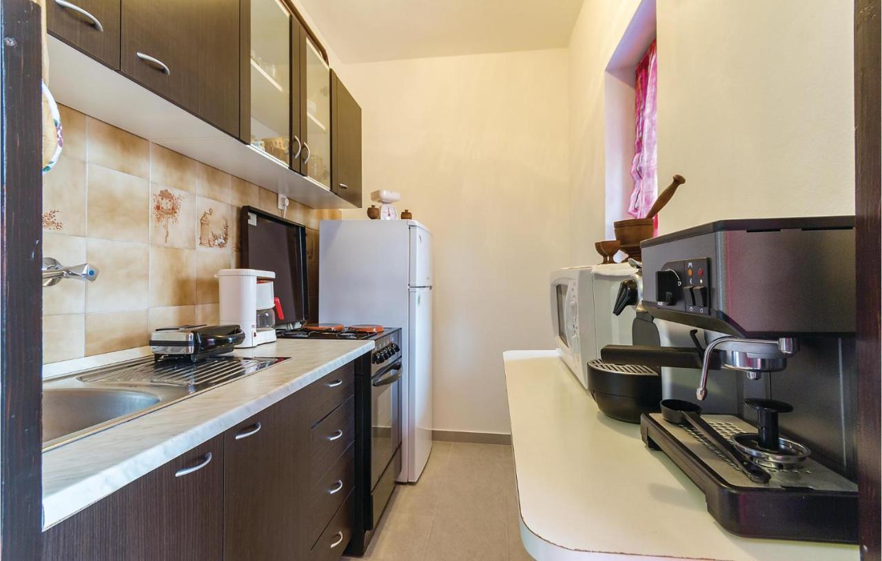 3 Bedroom Beautiful Apartment In Медулин Экстерьер фото